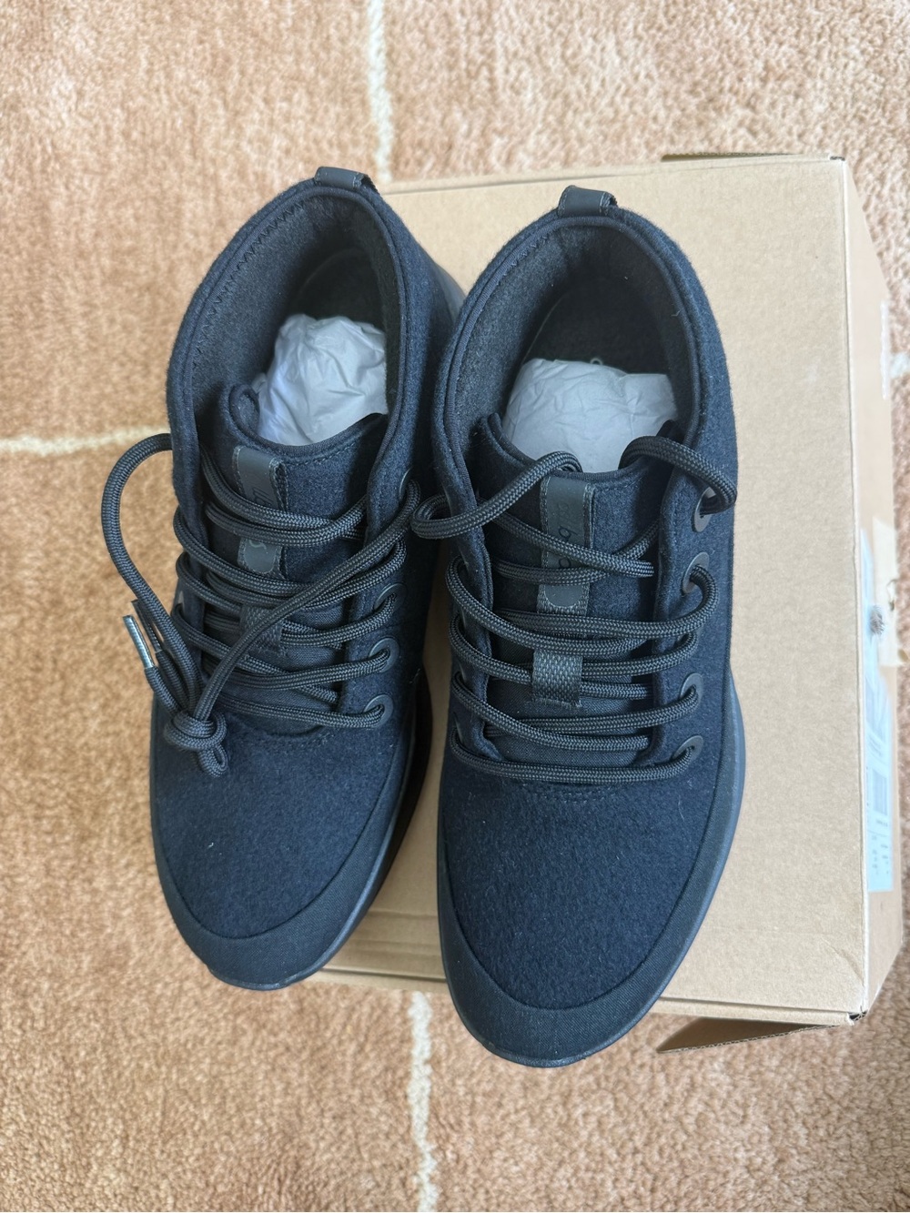 allbirds Men's Wool Runner NZ Mid Waterproof - Black 10.5 mens - Picture 7 of 9
